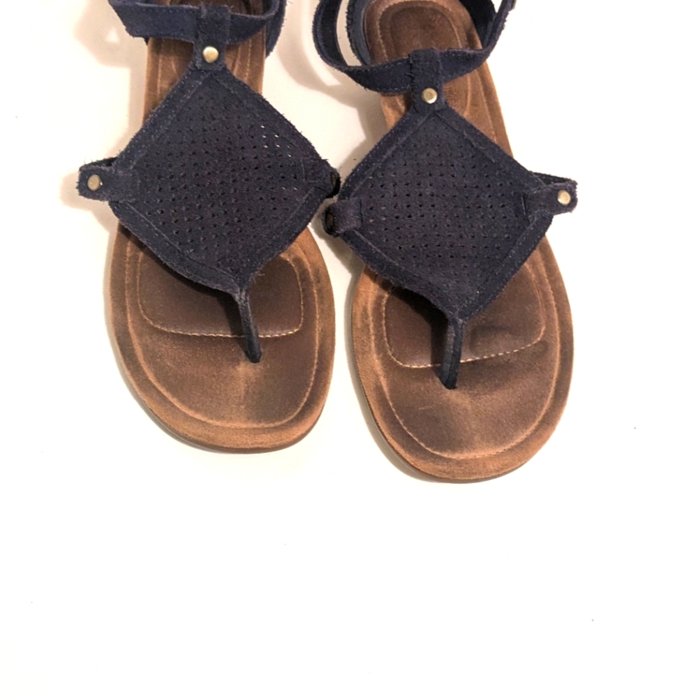 Koolaburra By UGG Briona Navy Blue Sandals with Brown Soles
